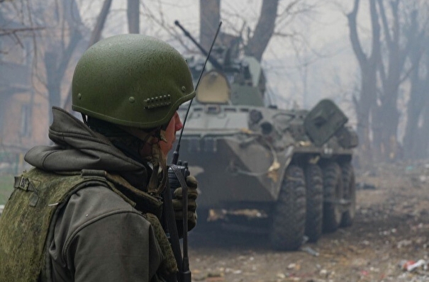 Минобороны РФ: за сутки в Мариуполе сдались в плен 1160 украинских военных