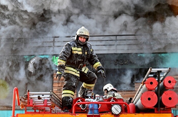 Пожар на рынке во Владикавказе локализован на 4,5 тыс. кв. м