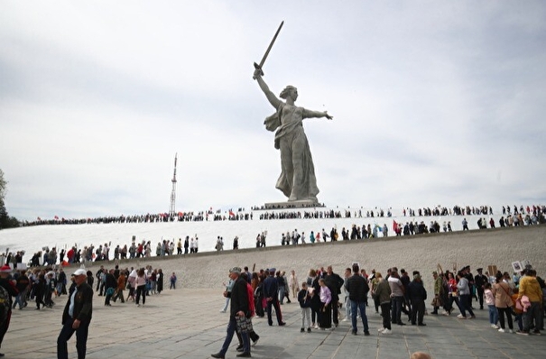 Волгоград и Петербург возобновляют сотрудничество между городами-героями