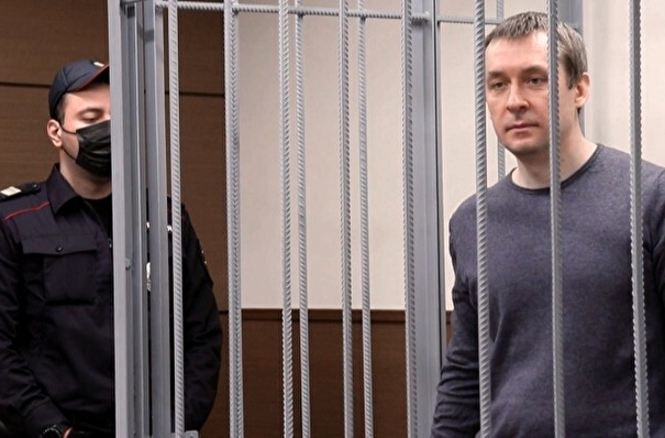 Суд приговорил Захарченко к 16 годам колонии и штрафу в 500 млн рублей