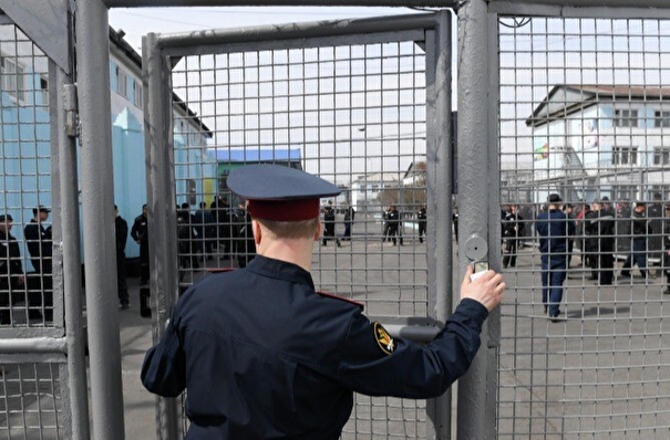 Число уголовных дел по фактам издевательств над заключенными в РФ за год удвоилось - Генпрокуратура