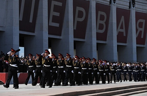 Собянин наградил лучшие кадетские классы Москвы в рамках парада на Поклонной горе