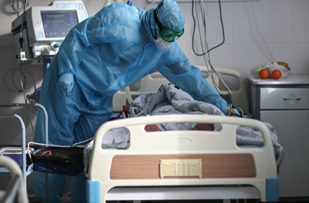 В РФ за сутки COVID-19 заболели 4,1 тыс. человек, умерли 82 пациента - оперштаб