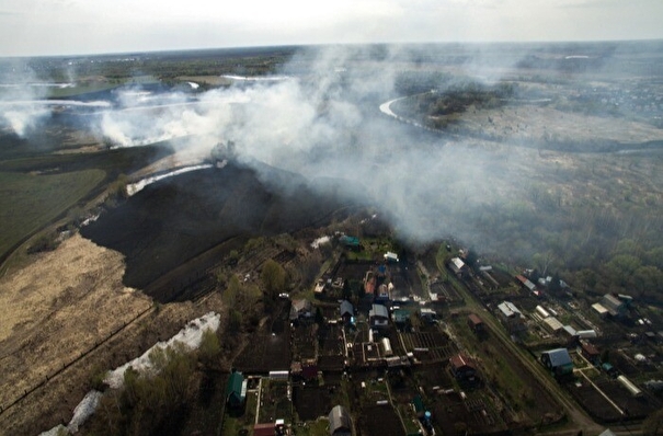 Не менее 15 домов пострадали от природного пожара в Ростовской области - власти