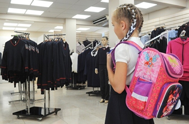 Пятигорск передал ЛНР форму для 4 тыс. школьников