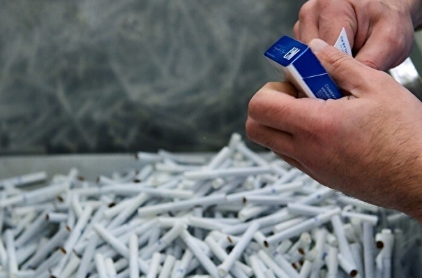 Кемеровские таможенники пресекли продажу более 20 тыс. немаркированных пачек сигарет