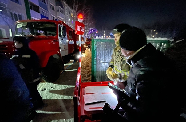Режим ЧС введен в Нижневартовске после взрыва в пятиэтажке
