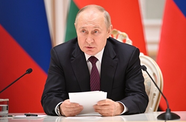 Путин заявил, что Россия не заинтересована в "поглощении" Белоруссии