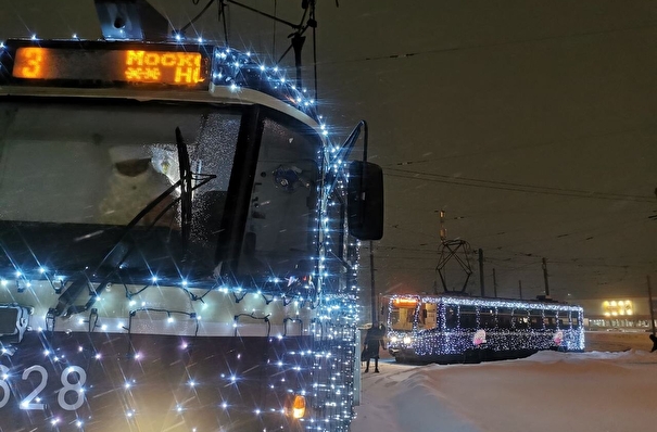 Новогодние трамваи вышли на маршруты в Нижнем Новгороде