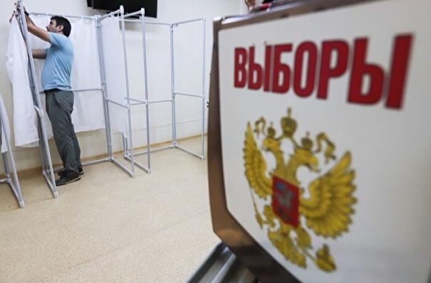 Песков: решений о переносе выборов губернаторов осенью текущего года не принималось