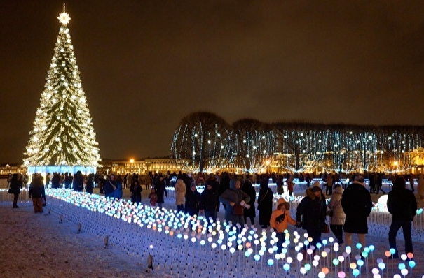 Петербург принял в новогодние каникулы более 1 млн туристов