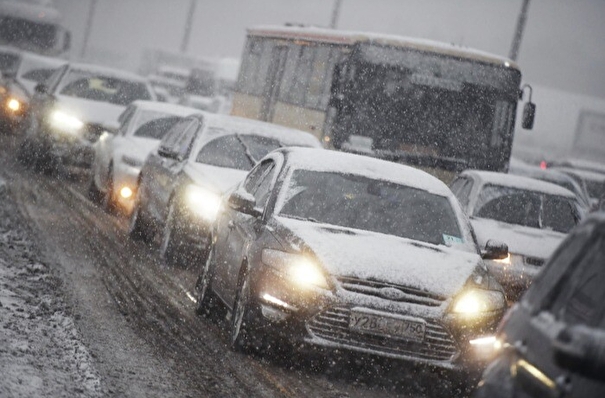 Циклон принес в Псковскую область дождь со снегом и порывистый ветер