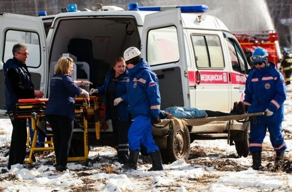 До семи выросло количество пострадавших при обрушении дома после взрыва в Новосибирске - МЧС