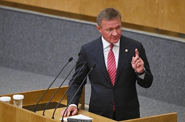 Губернатор Курской области призвал местных чиновников не проводить отпуск за границей