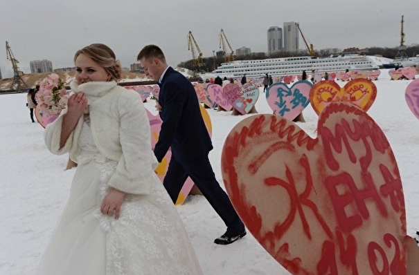 В День всех влюбленных в Москве поженятся больше 400 пар