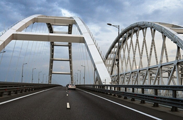 Крымский мост открыт для автомобильного движения