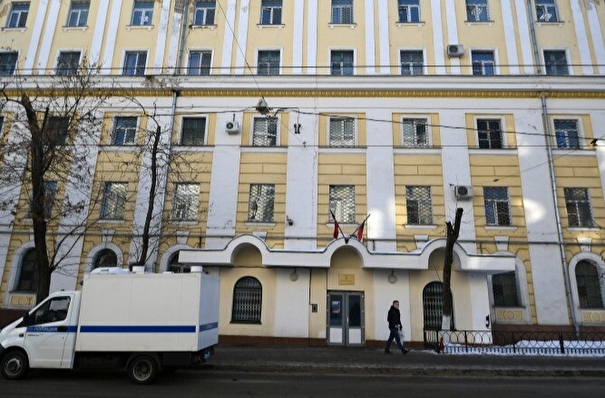 Омбудсмен: половина содержащихся в СИЗО Москвы нарушали закон под воздействием алкоголя или наркотиков