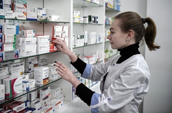 Мурашко: лекарств в РФ на случай подъема заболеваемости гриппом и ОРВИ достаточно
