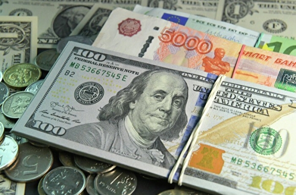 ЦБ РФ сохранит ограничения на снятие наличной валюты, пока она не начнет поступать в страну