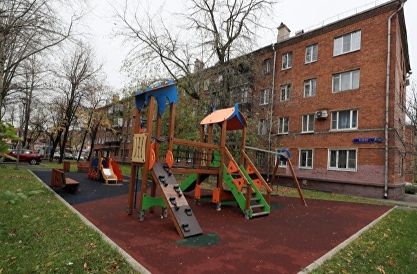 Собянин: более 1,6 тыс. дворов в Москве благоустроят в 2023 году