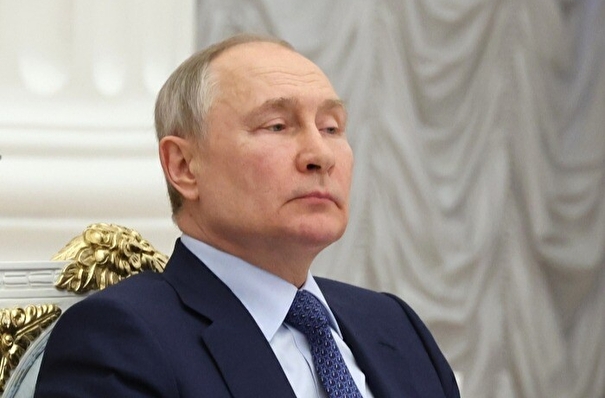 Путин: РФ не нужны навязанные извне ориентиры или стандарты, подавляющие любую самобытность и оригинальность развития