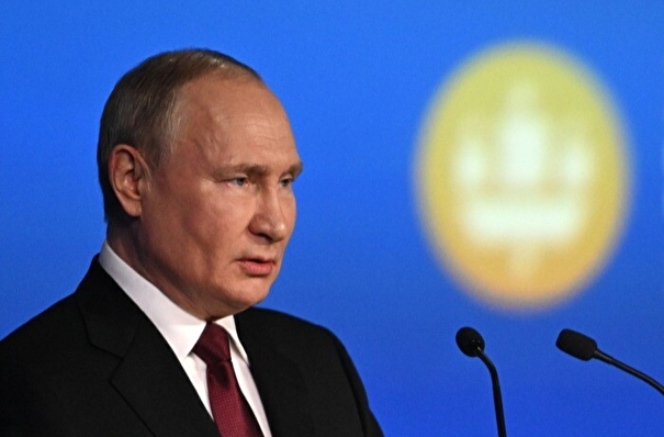 Перспективы российской и глобальной экономики будут обсуждаться на ПМЭФ в этом году - Путин