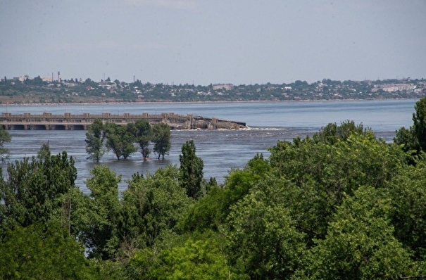 Власти Новой Каховки сообщили о снижении уровня воды на затопленной территории на 1,2 м от пика