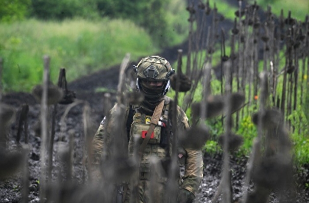 Песков: цель создания санитарной зоны - отодвинуть украинских военных от объектов РФ
