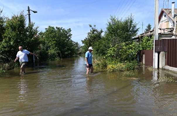 Жители Херсонской области получили необходимую защиту от возможных эпидемий после затопления в результате разрушения Каховской ГЭС - Минздрав РФ 