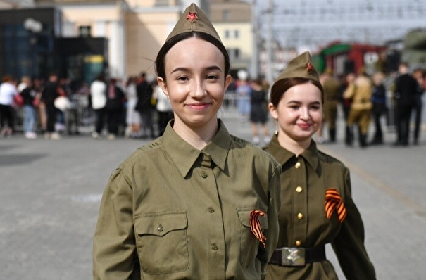 Девушки впервые стали участницами военно-исторических сборов "Армата" в Белгородской области
