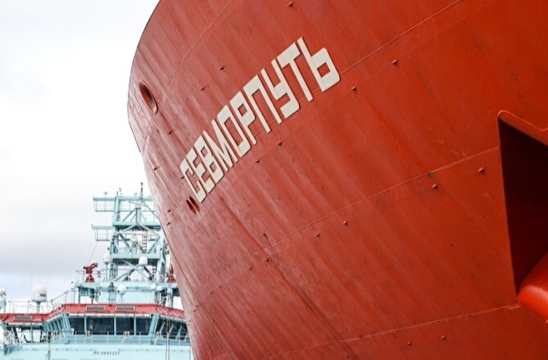 Мишустин: тарифы на ледокольную проводку судов на Севморпути должны быть стабильными