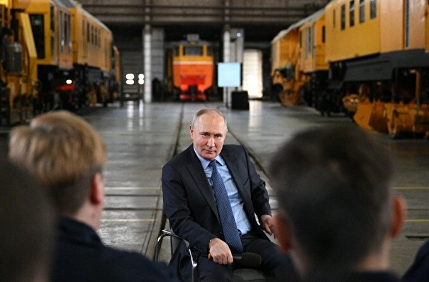 Путин: дефицит рабочей силы не самым лучшим образом сказывается на положении малых и средних предприятий
