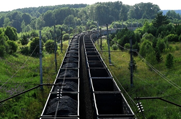 Ситуация с ж/д отгрузкой угля и леса из Иркутской области на восток улучшилась - губернатор