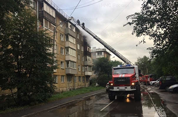 Пострадавшим от пожара в красноярской пятиэтажке предоставят временное жилье - власти
