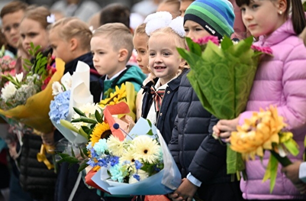 Новгородским работодателям рекомендовали сделать 1 сентября выходным для родителей первоклассников