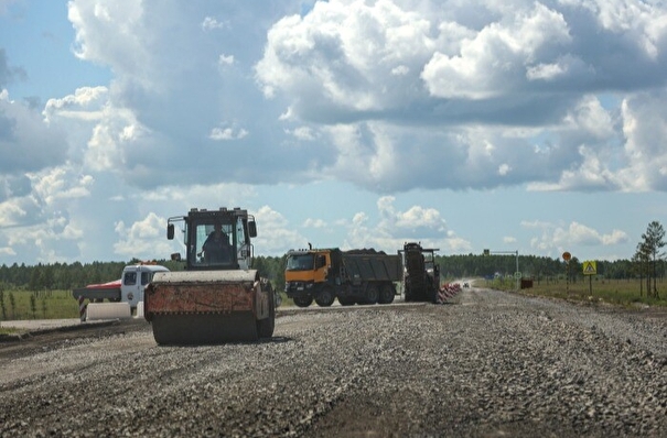 Дорогу отремонтировали почти за 100 млн рублей на юге Красноярского края