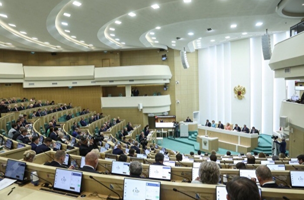Абрамов сохраняет место представителя правительства Приамурья в Совете Федерации