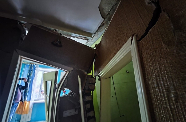 Коммунальная авария привела к нарушению целостности стен дома в Благовещенске