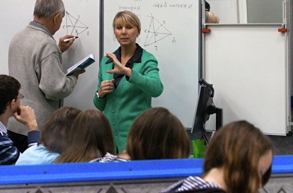 Около 70 образовательных программ открыто для москвичей с особенностями здоровья