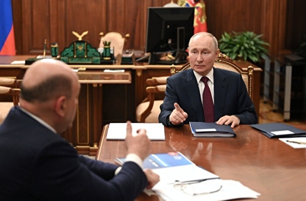 Путин поручил Мишустину рассмотреть создание нового ж/д коридора из Сибири в КНР