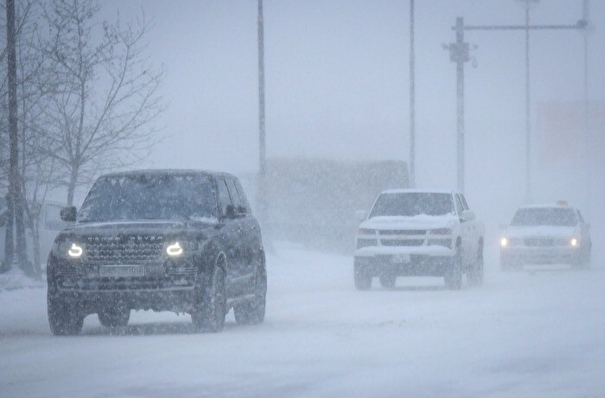 Снег будет идти весь день в Москве, вечером ожидаются пробки