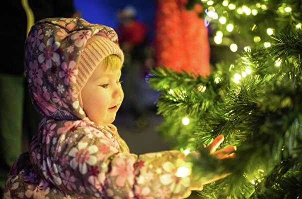 Главную новогоднюю елку в Барнауле вернут в центр города