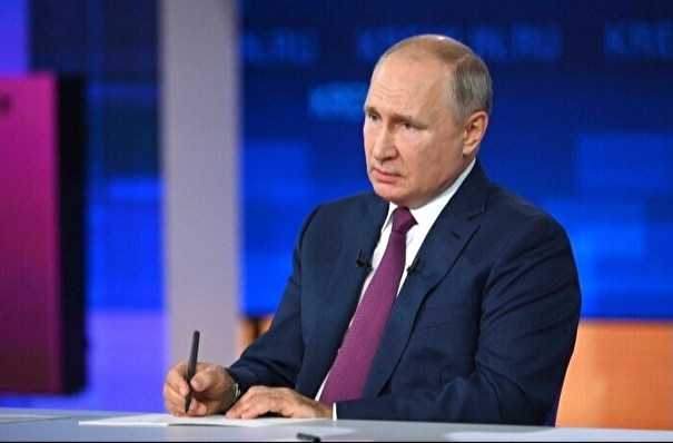 Путин подведет итоги года в ходе большой пресс-конференции, которая будет совмещена с "Прямой линией"