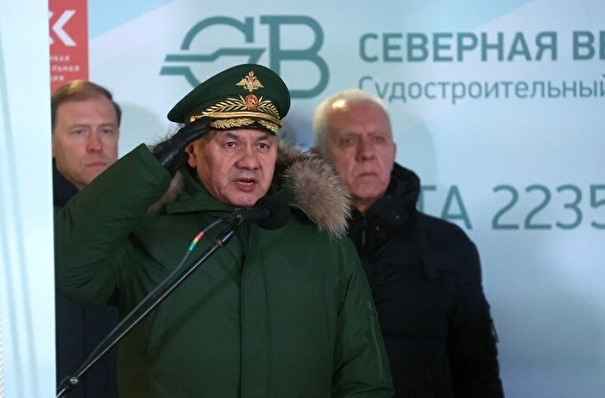 Шойгу: для обеспечения мирного социально-экономического развития страны необходимо укреплять армию России