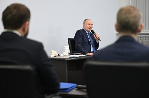 Путин: задержки с выплатами участникам СВО связаны с бюрократическими сбоями