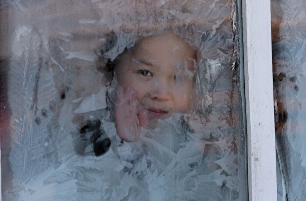 Дети в четырех городах Урала не пошли в школу из-за морозов