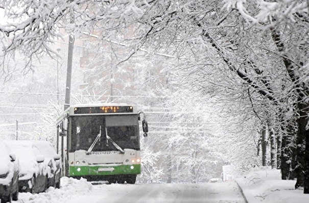 Снегопад привел к сбою в работе общественного транспорта в Курской области