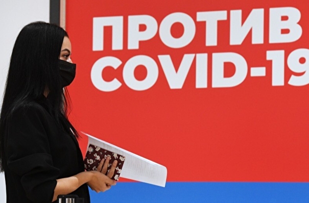 Попова: массовые прививки от COVID-19 в РФ больше не нужны