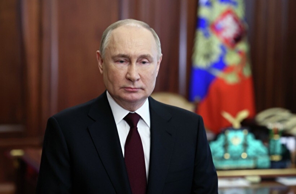 Путин призвал россиян быть сплоченными в непростой для страны период