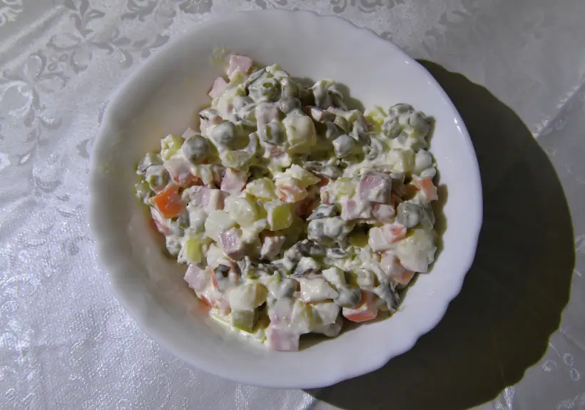 Оливье: классический рецепт и как готовят салат за рубежом